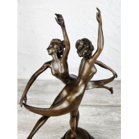 Statuette "Paired performance of cabaret dancers"