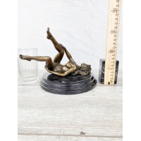 Statuette "Naked in an open pose 2"