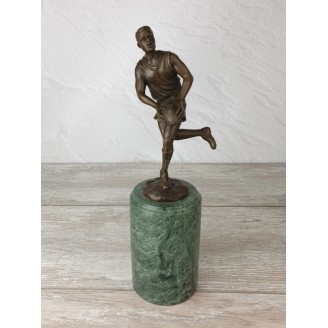 The statuette "Rugby Player"
