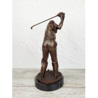 Statuette "Golfer (performs swing)"