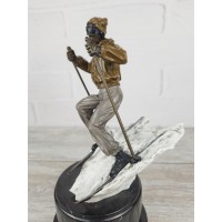 Statuette "Skier (color.)"