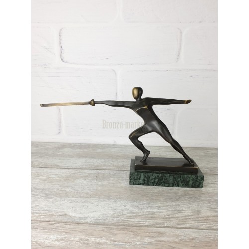 Statuette "Swordswoman (modern)"