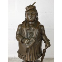 Statuette "Fat woman with an umbrella"