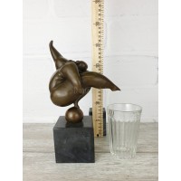 Statuette "Gymnast on a ball (LE-059)"