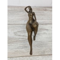 Statuette "The Bather (on the hair)"