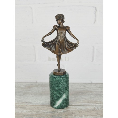 Statuette "Young Dancer"