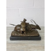 Sculpture "Cossack shooting from behind a horse"