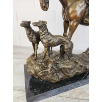 Statuette "Return from hunting"