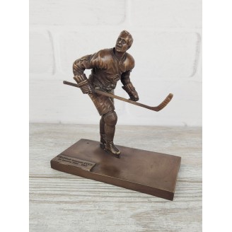 Statuette "Hockey player (Spartacist)"