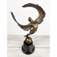 Statuette "Angel man"