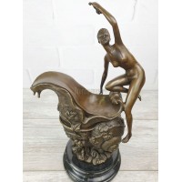 The statuette "Salome and the shell"