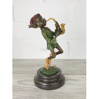 Statuette "Troll with a saxophone"