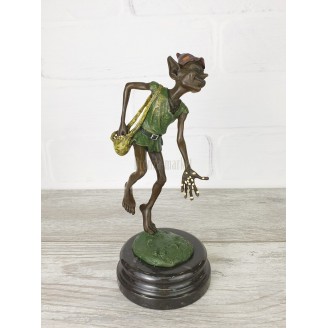 The statuette "Troll sows the field"