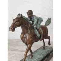 Statuette "Jockey (color)"