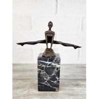 Statuette "Gymnast (on a stone)"