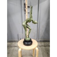 Statuette "Gymnast (large EPA-602)"