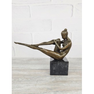 Statuette "Gymnast (EPA-615)"