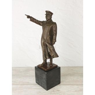 Bust of "Stalin (on a pedestal)"