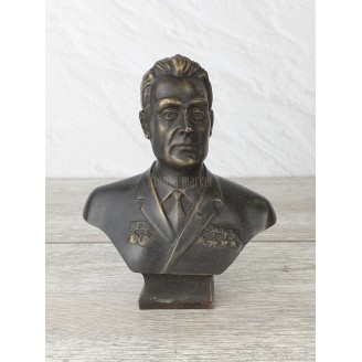 Bust of "Brezhnev"