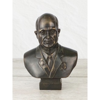 The bust of Khrushchev (antique)