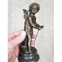 Statuette "Cupid with onion"