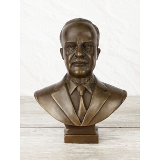 Bust of "Molotov"