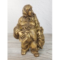 Statuette "Mother of many children"
