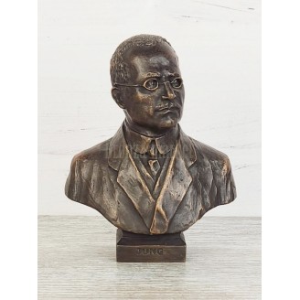 Bust of "Jung Karl"