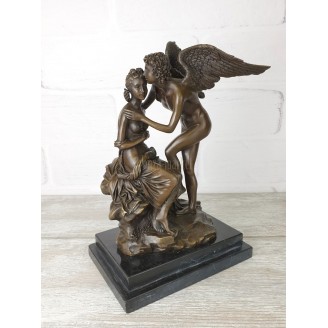Statuette "The first kiss of Cupid and Psyche"