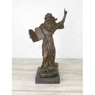 The statuette "Moses with the tablets of the Covenant"
