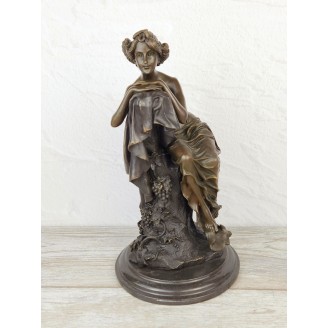 The statuette "Hygeia - the goddess of health (large)"