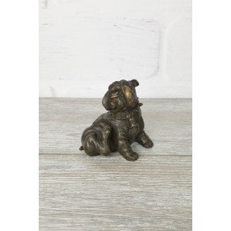 The statuette "Bulldog with a bell"