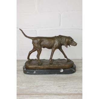 Statuette "The Hound (before the start)"