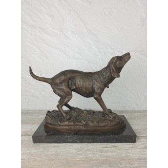 Statuette "The Hound (before jumping)"