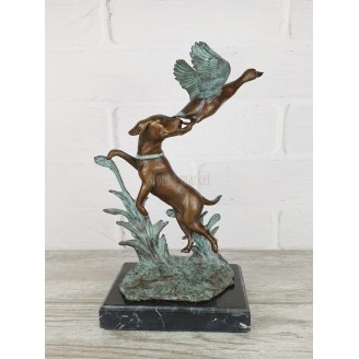 The statuette "Duck Hunting"