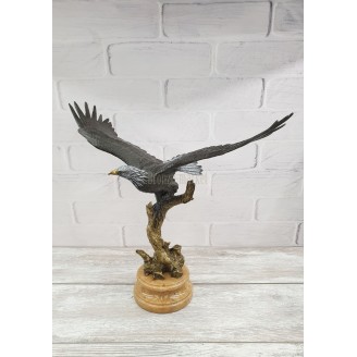 Statuette "Flying Eagle (large)"