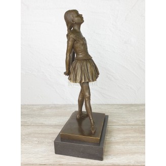 Statuette "Fourteen-year-old dancer"