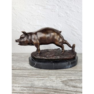 Statuette "Pig tied by the leg"