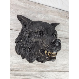 Statuette "Wolf's Head (on the wall)"