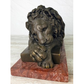 Statuette "Lion lying (left)"