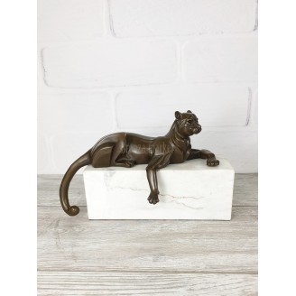 Statuette "Panther (on white marble)"
