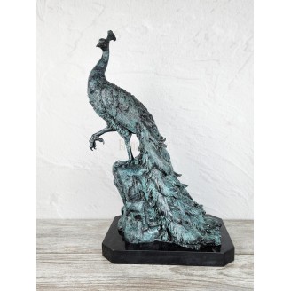 The statuette "Peacock 2"
