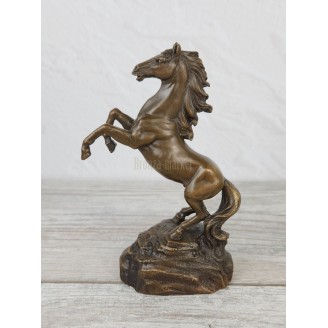 Statuette "Horse on the rack (small)"