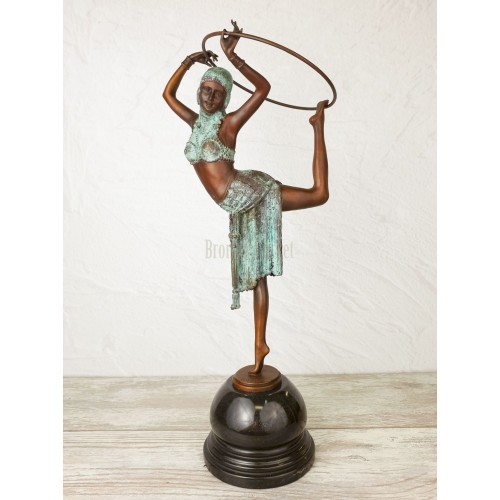 Statuette "Dancer with a hoop (large)"