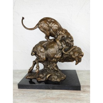 The statuette "Hunting for a buffalo"