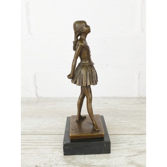 Statuette "Fourteen-year-old dancer (small)"