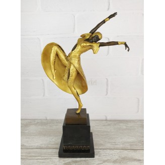 Statuette "Dancer (in a gold dress 4)"