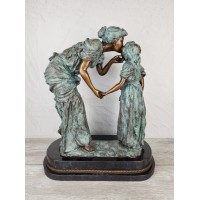 Sculpture "Mother's Kiss"