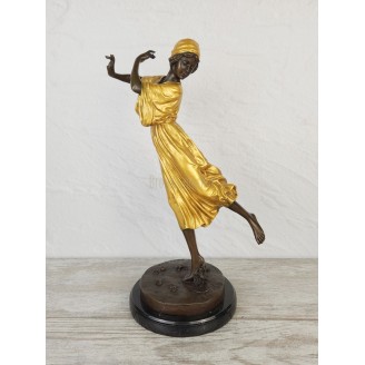 Statuette "Dancer (in a gold dress 5)"