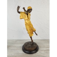 Statuette "Dancer (in a gold dress 5)"